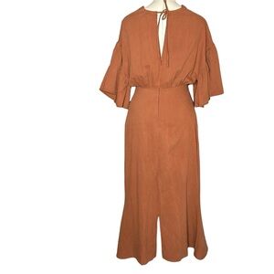 Hackwith Design House cold shoulder flare maxi